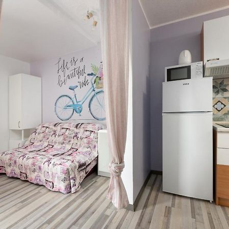 Apartments Miri 브르사르 외부 사진