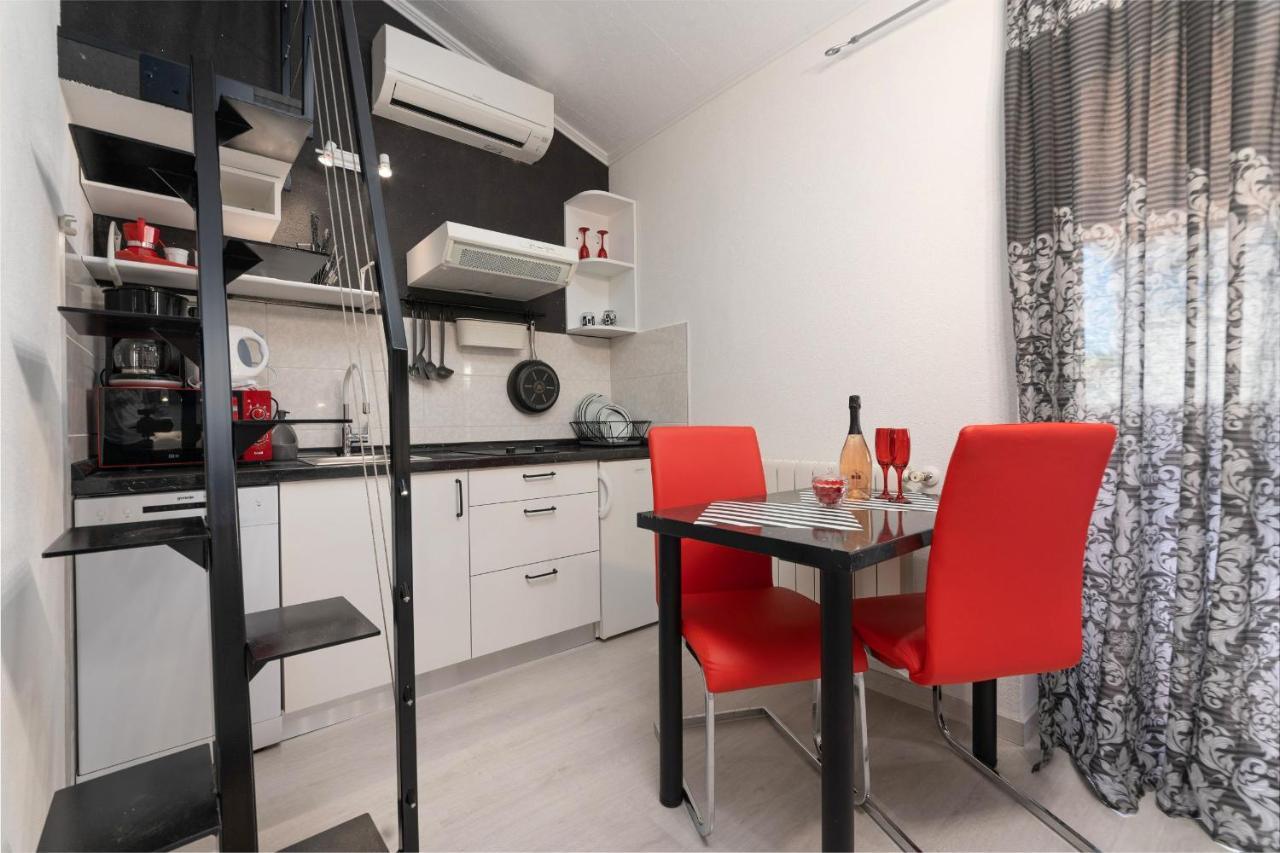 Apartments Miri 브르사르 외부 사진