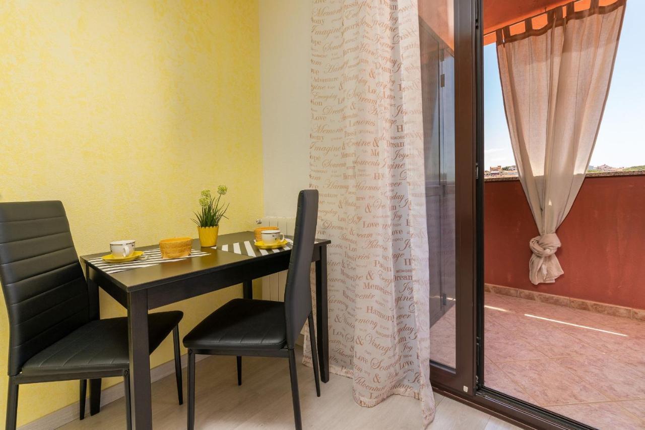 Apartments Miri 브르사르 외부 사진