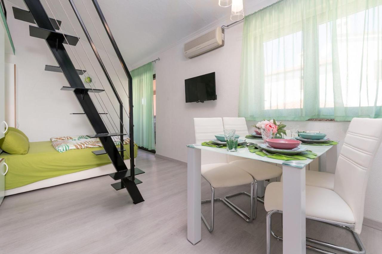 Apartments Miri 브르사르 외부 사진
