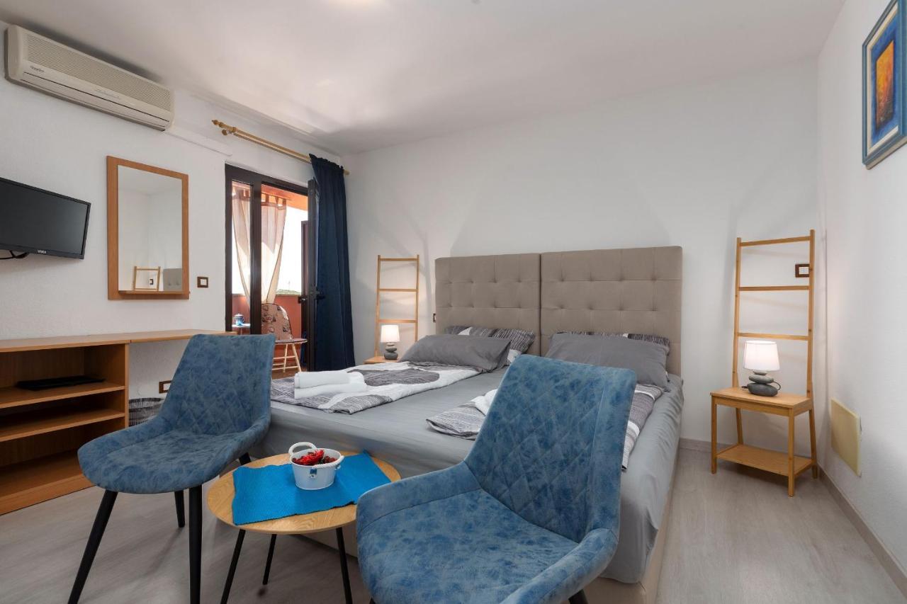 Apartments Miri 브르사르 외부 사진