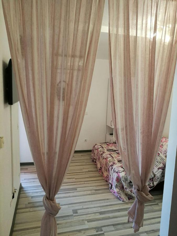 Apartments Miri 브르사르 외부 사진