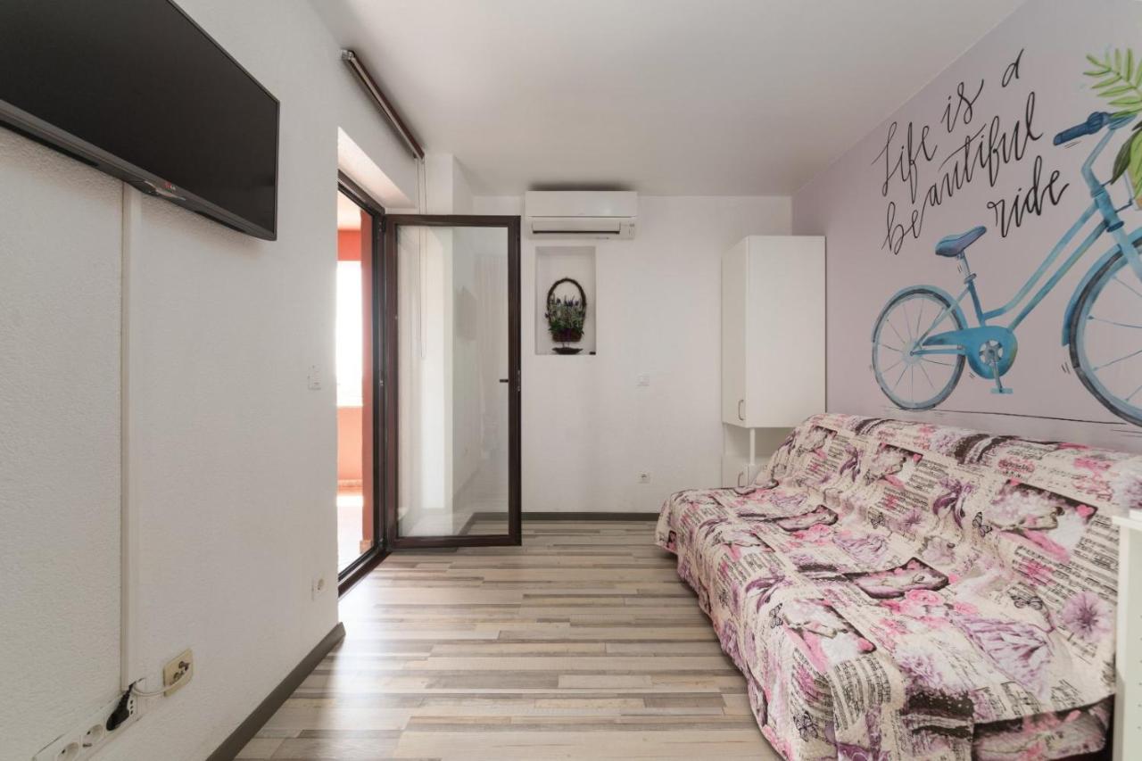 Apartments Miri 브르사르 외부 사진